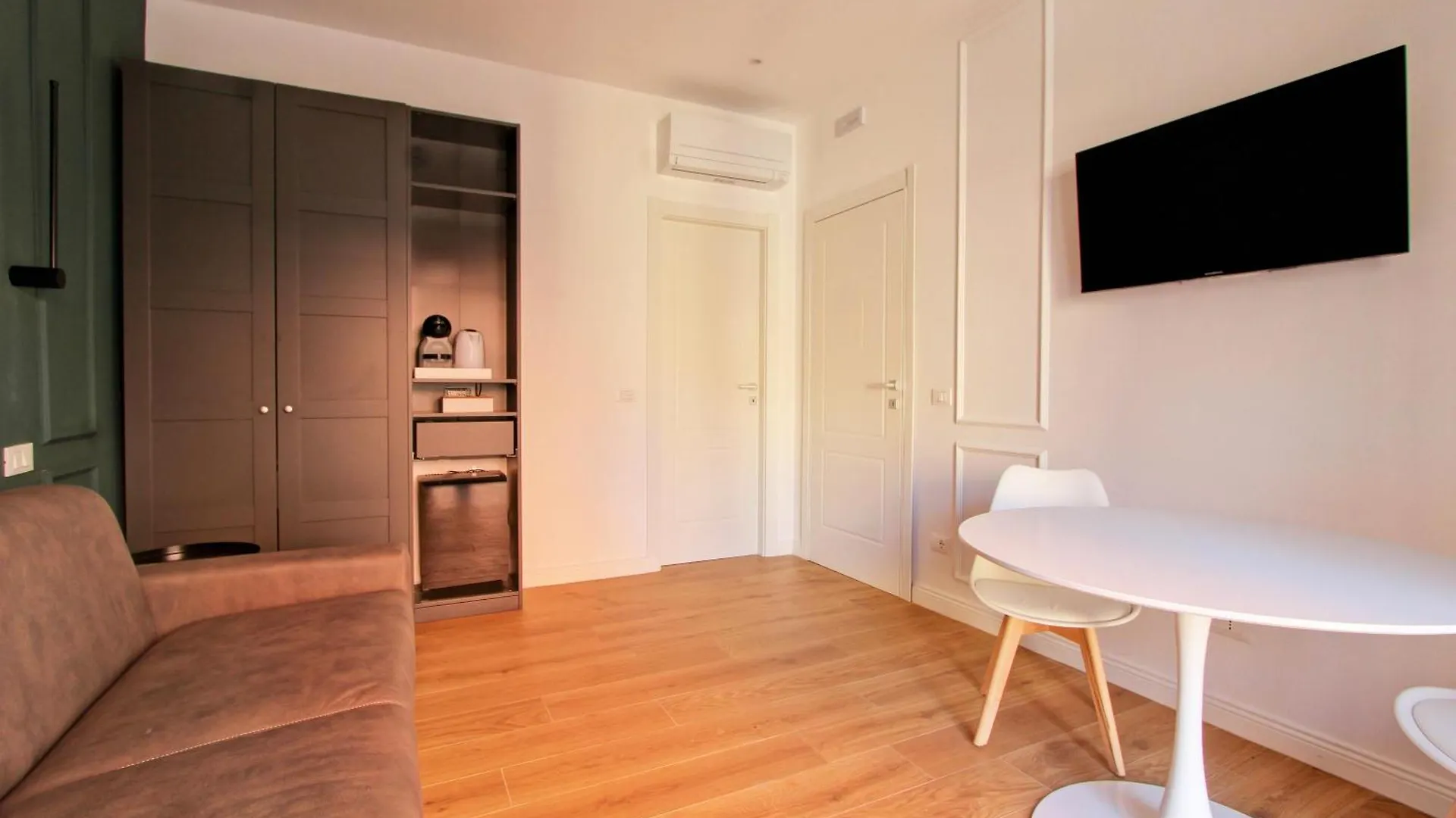 Barigelli Apartment ローマ ゲストハウス